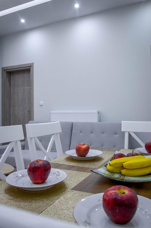 Renovated 2Bd House Close To Pireus Port Exterior photo